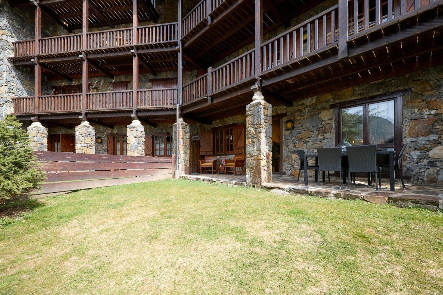 Pleta Del Tarter 31A Lodge & Spa กานีโญ ภายนอก รูปภาพ